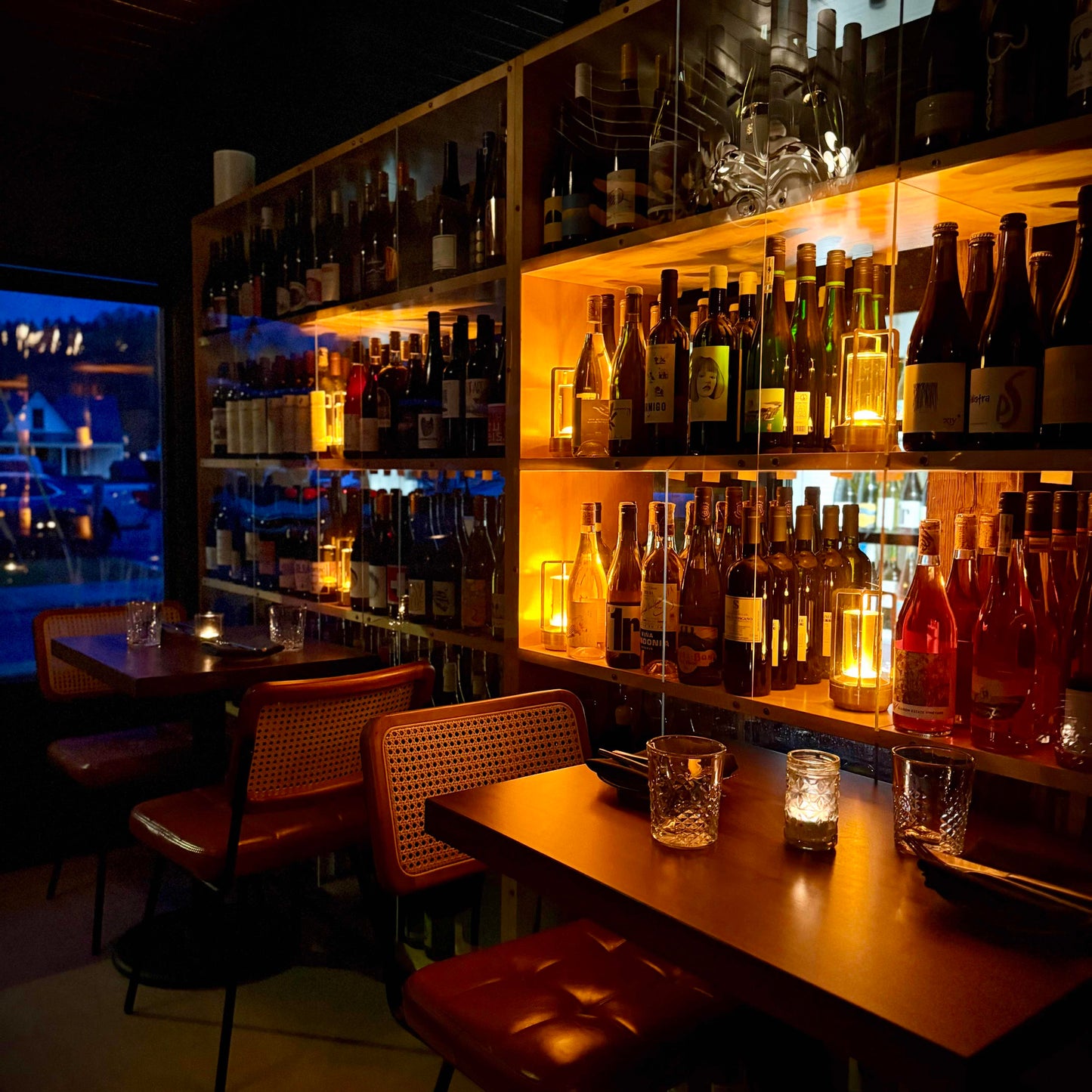 12/6 Traditional Christmas in Stowe - Wine Tasting at Cork Restaurant