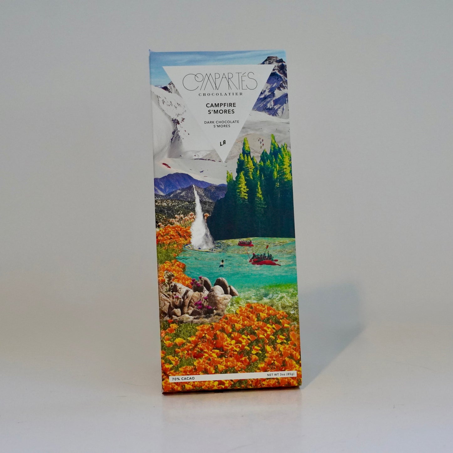 Compartes chocolate bar packaging on a white background