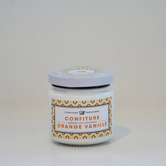 Jar of confiture labeled 'Confiture Orange Vanille' on a white background